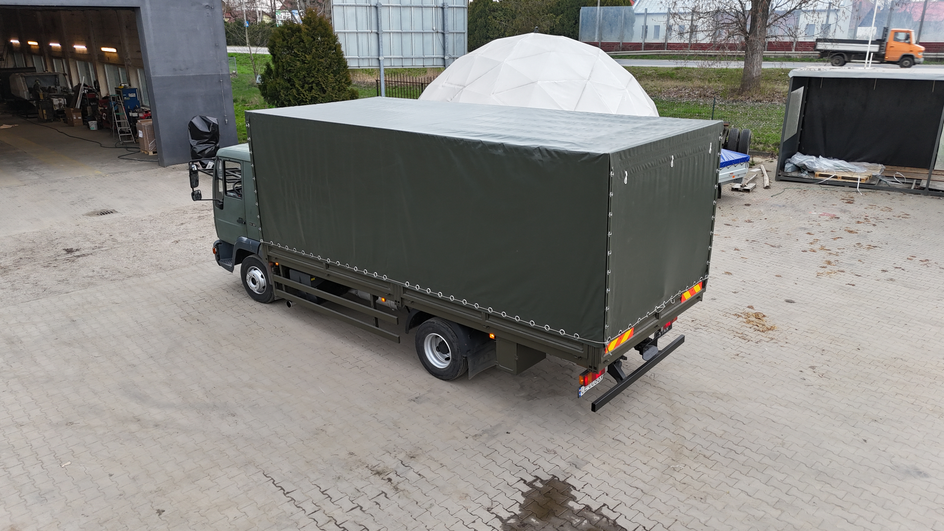 Plandeka wojskowa NATO green na pojeździe Star – realizacja Aliff Smardzów
