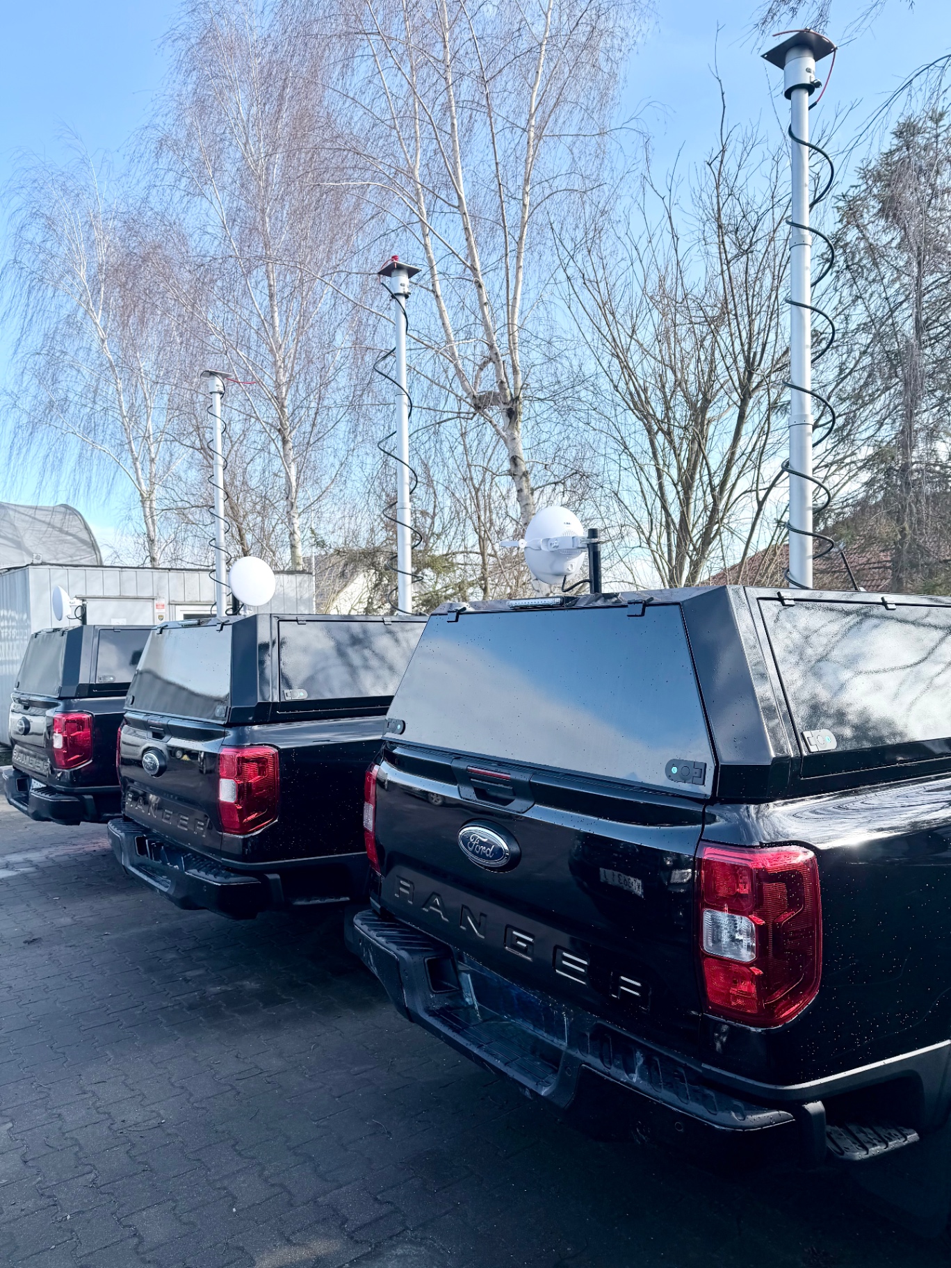 Ford Ranger z hardtopem Aliff – widok z tyłu
